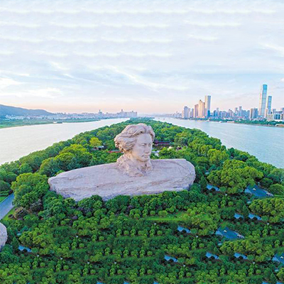 長沙橘子洲景區(qū)毛澤東青年藝術(shù)雕像館